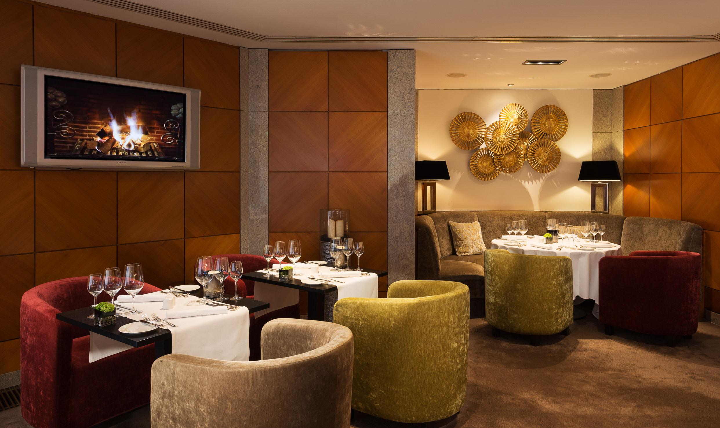 호텔 팰리스 베를린 외부 사진 The interior of the restaurant